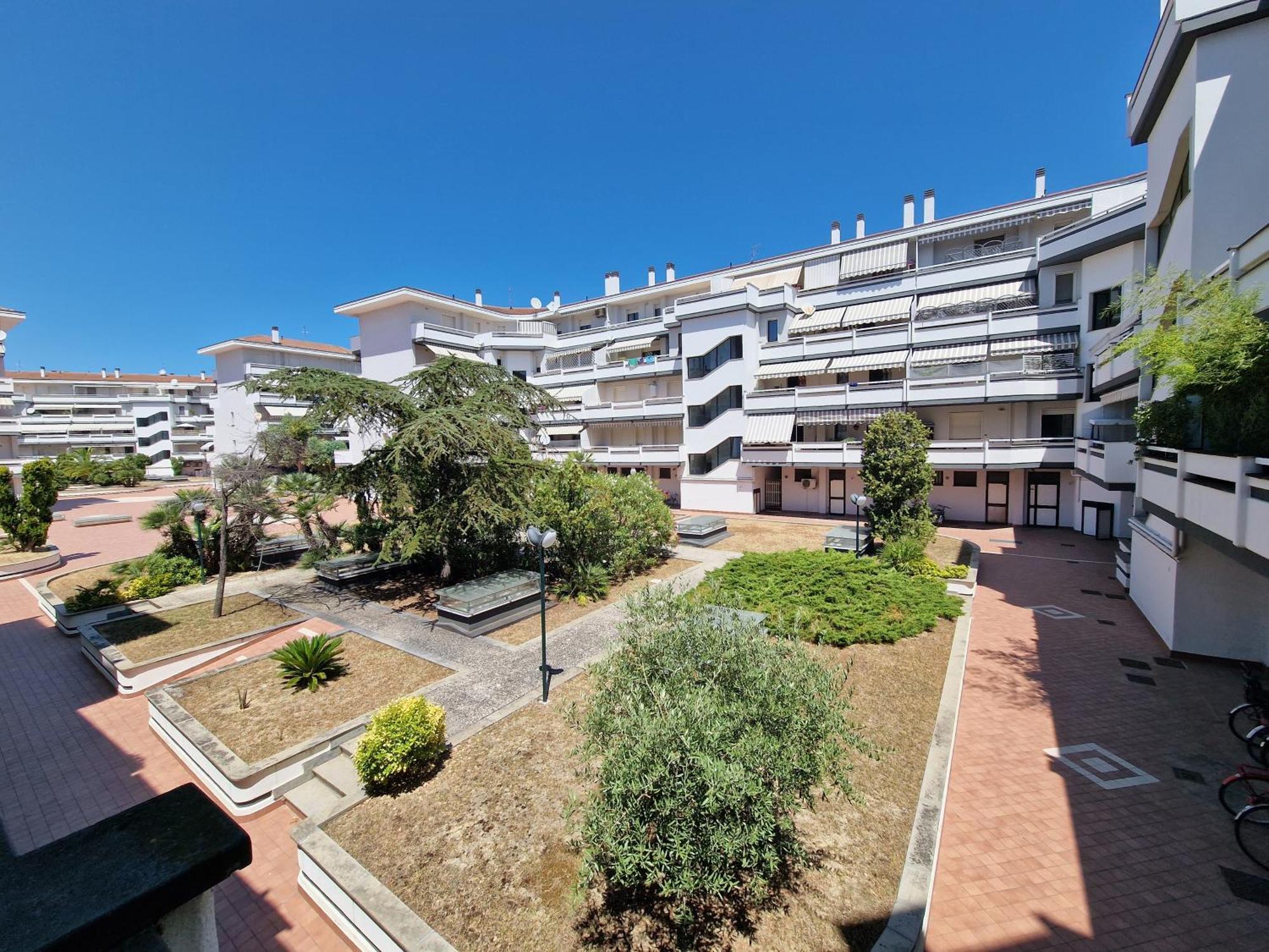 Tramonti Apartments ペスカーラ エクステリア 写真